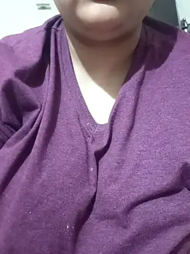 Snapshot of _Redwine_ chatting on 11.05.25 Redwine online show from 11.05.25