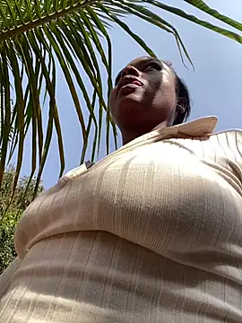 Dellah26 online show from 02.08.25