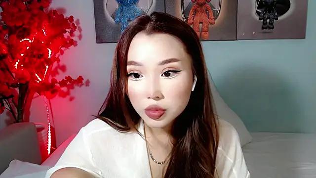 Snapshot of ichiben chatting on 09.16.25 ichiben online show from 09.16.25