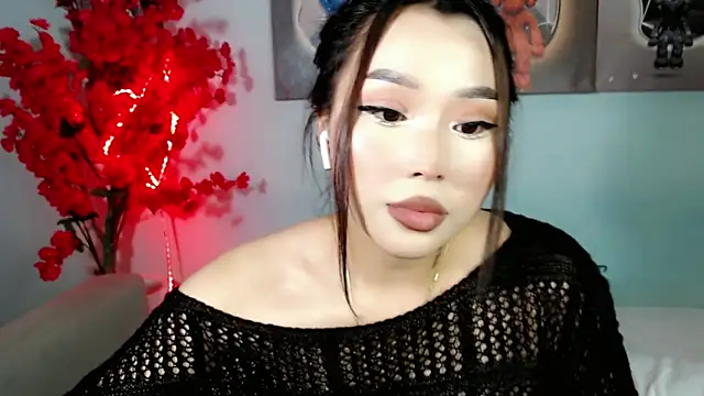 Snapshot of ichiben chatting on 09.22.25 ichiben online show from 09.22.25