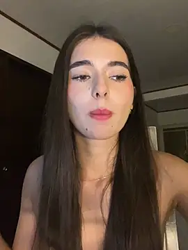Coralinee 01 online show from 05.27.26