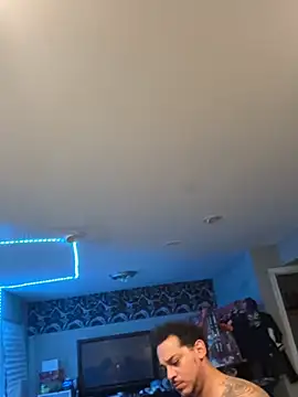 Your Going2Luv Me online show from 02.26.25