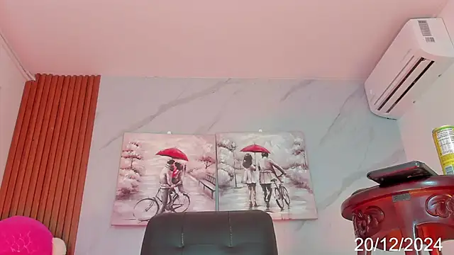 Karoline Marin online show from 12.21.24