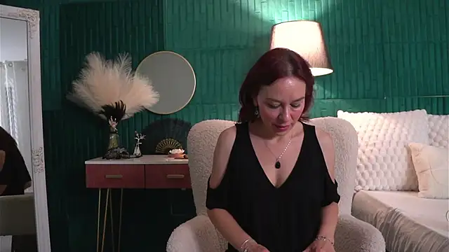 HaileyMoonn online show from 07.22.26