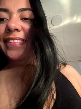 Snapshot of PetitLumiere chatting on 09.12.25 PetitLumiere online show from 09.12.25