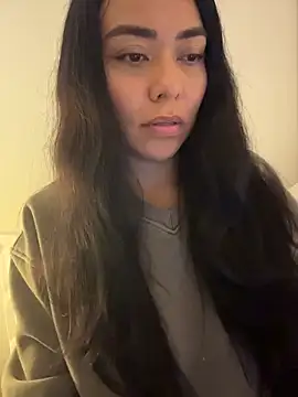 PetitLumiere online show from 02.04.26