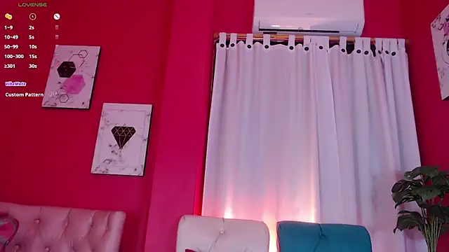 AleezaFrench online show from 01.27.25