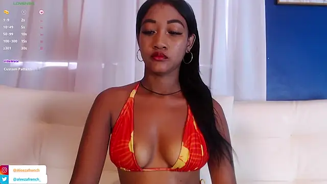 AleezaFrench online show from 02.26.25