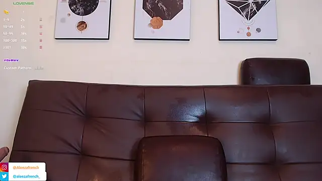 AleezaFrench online show from 03.05.25