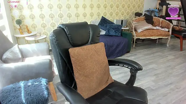  angelina class 7 online show from 10.24.25