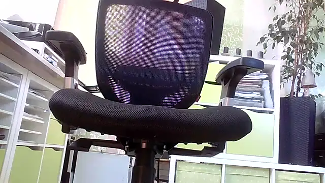 boy-nude online show from 02.17.25