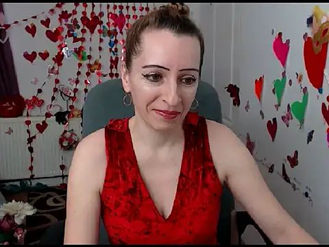 Snapshot of EvelynAngell chatting on 03.23.25 EvelynAngell online show from 03.23.25