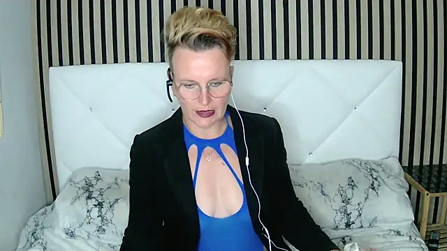 Snapshot of xxNoeliaxx chatting on 01.15.25 xxNoeliaxx online show from 01.15.25