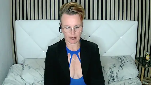 Snapshot of xxNoeliaxx chatting on 01.30.25 xxNoeliaxx online show from 01.30.25