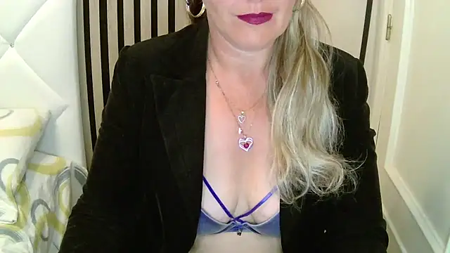 xxNoeliaxx online show from 03.30.26