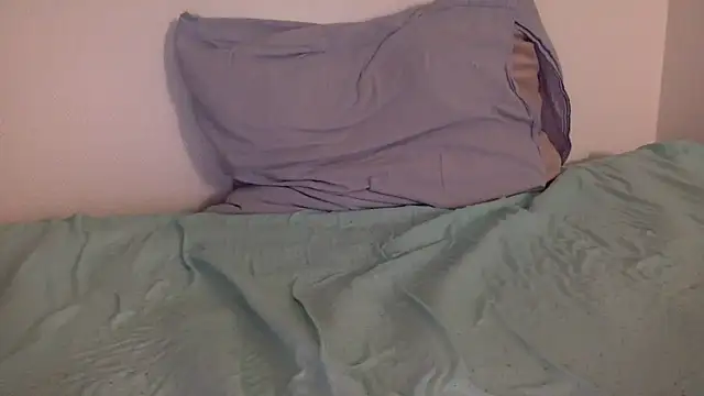 Snapshot of molozeb chatting on 02.03.26 molozeb online show from 02.03.26