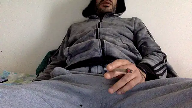 Snapshot of molozeb chatting on 02.20.26 molozeb online show from 02.20.26