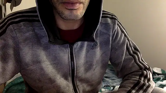 Snapshot of molozeb chatting on 02.23.26 molozeb online show from 02.23.26