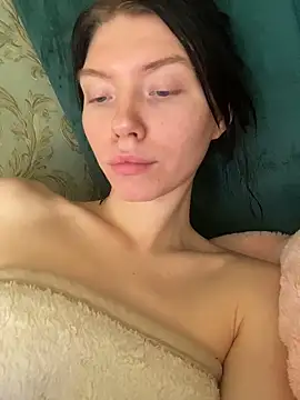 Lisaaa Alisa online show from 11.18.25