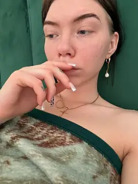 Lisaaa Alisa online show from 04.05.26