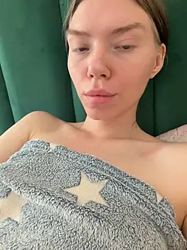 Snapshot of Lisaaa_Alisa chatting on 06.18.26 Lisaaa Alisa online show from 06.18.26