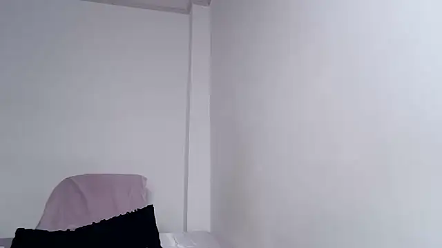 caarlywhitee online show from 06.27.26