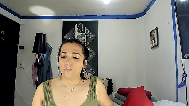 SARAMISHA online show from 04.14.26