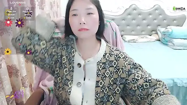 Snapshot of -Shirleyni_ chatting on 11.29.25 -Shirleyni online show from 11.29.25