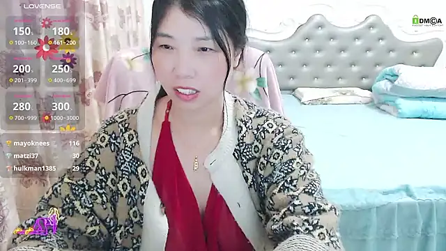 Snapshot of -Shirleyni_ chatting on 11.30.25 -Shirleyni online show from 11.30.25