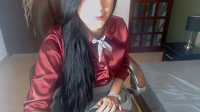 Snapshot of Agata-Moon chatting on 12.22.24 Agata-Moon online show from 12.22.24