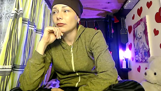 HarleyQuinn 69 online show from 03.18.25