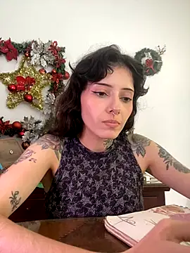 LiliJones  online show from 12.13.25