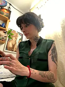 LiliJones  online show from 01.10.26