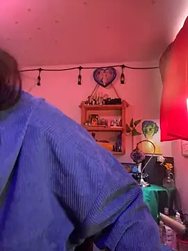 LiliJones  online show from 02.21.26