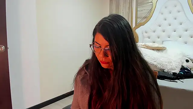 Luna Dumont online show from 09.23.25