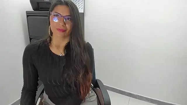 Luna Dumont online show from 06.01.26