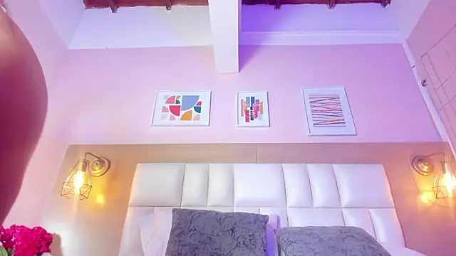 Dollar-girl online show from 03.12.25