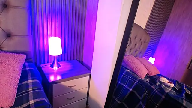 kendall saenz online show from 12.12.24