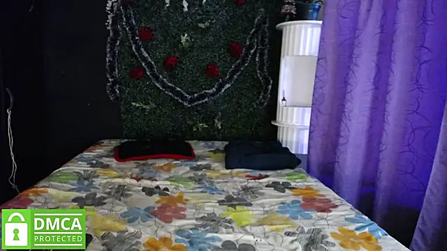 Mr MrsCurie online show from 12.17.25