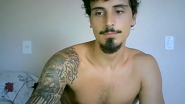 Snapshot of milkoffe chatting on 01.27.25 milkoffe online show from 01.27.25