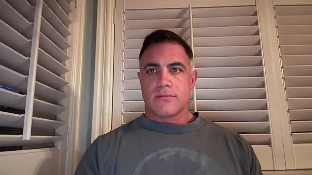 Snapshot of Bad_daddy21 chatting on 10.21.25 Bad daddy21 online show from 10.21.25
