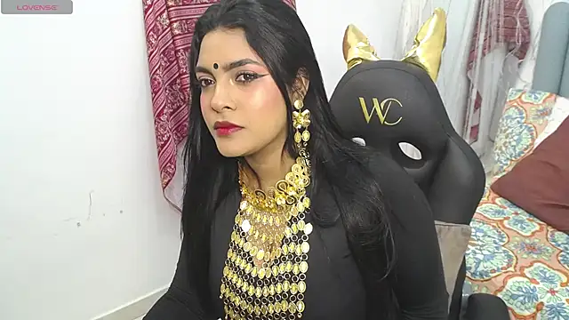 lakshmiraniii online show from 11.19.25