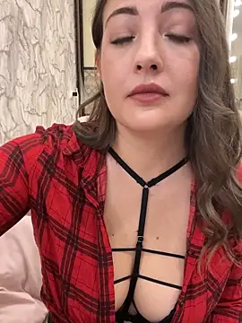 AnnaBri online show from 11.19.25