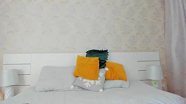 Snapshot of best_bomb chatting on 01.21.25 best bomb online show from 01.21.25