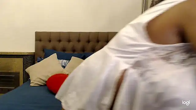 OmegaLipps online show from 02.12.26