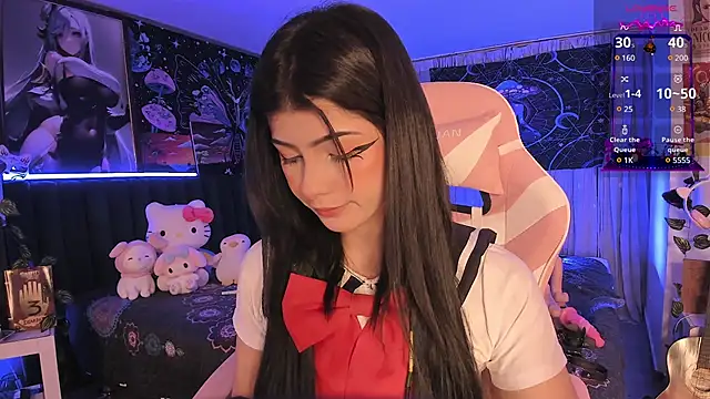 LanaKyutt online show from 02.25.25