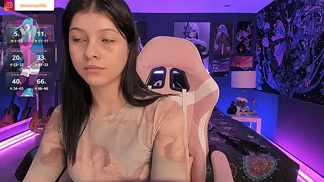 LanaKyutt online show from 09.12.25