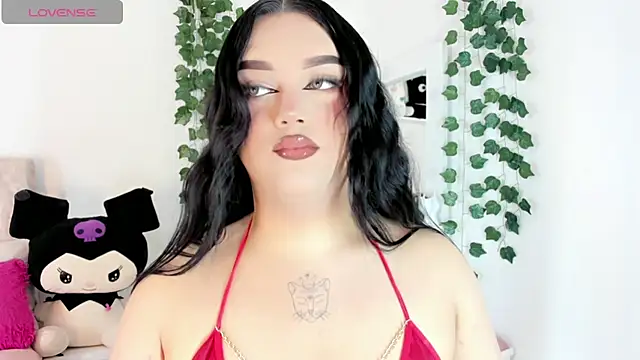 Snapshot of cattriona_muller chatting on 06.26.26 cattriona muller online show from 06.26.26
