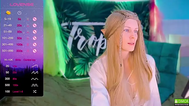 Flash Summer online show from 12.13.24