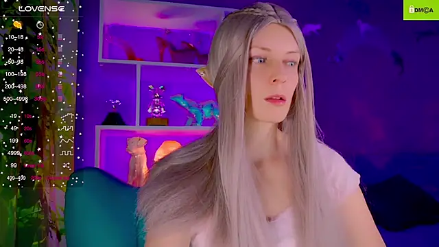 Flash Summer online show from 11.23.25